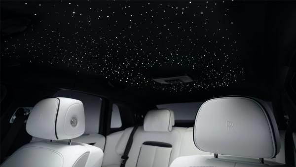 Luxul suprem al autovehiculelor: Rolls Royce
