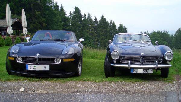 Clasic vs clasicul modern: BMW 507 si BMW Z8