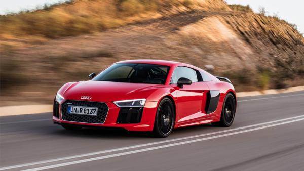 Unul dintre cele mai frumoase supecaruri ale secolului 21: Audi R8