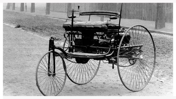 O tricicleta motorizata sau primul automobil autopropulsat?