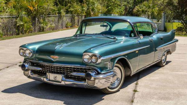 Masini americane iconice: Cadillac DeVille