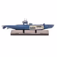 Colectia de machete de submarine militare acum si in Romania.