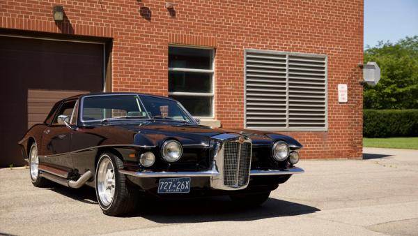 Modele auto de lux care au facut istorie: Stutz Blackhawk