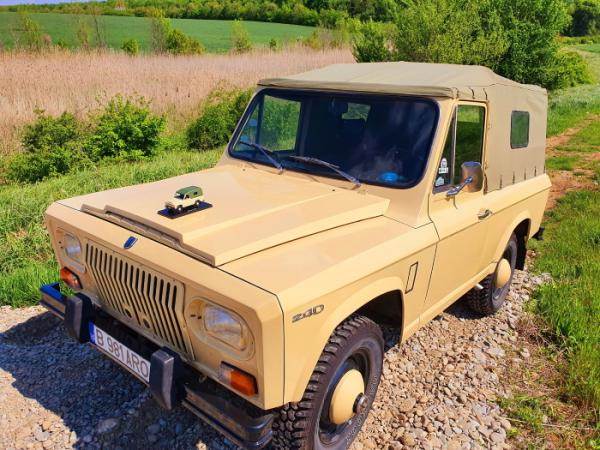 Precizari pentru Abonatii colectiei Machetei ARO240.