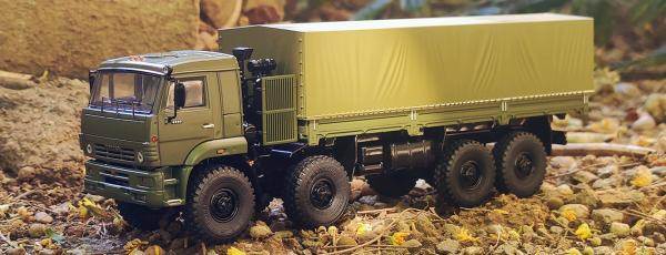 Kamaz 6560, un adevărat gigant pe 8 roți!