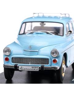 Automobile de neuitat nr.44 - Warszawa 223 Kombi