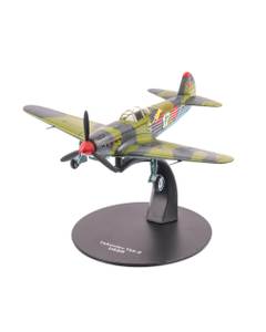 Macheta avion Yakovlev YAK-9 URSS 1942 camuflaj 1:72