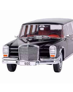 Macheta auto Mercedes-Benz 600 (W100) 1969 scara 1:18 negru MCG