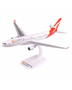 Macheta avion Airbus A330-200 Qantas scara 1:200