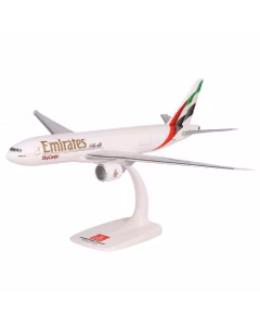 Macheta Avion Boeing 777-200F Emirates SkyCargo A6-EFU 1:200 - Avion Cargo de Colectie PPC Models