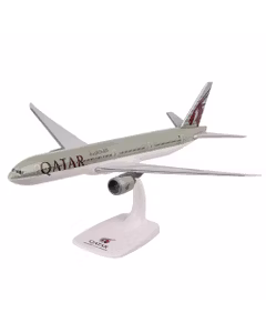 Macheta Avion Boeing 777-300ER Qatar Airways A7-BEJ 1:200 - Avion de Pasageri de Colectie PPC Models