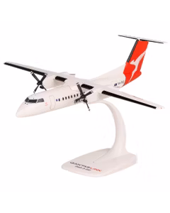 Macheta Avion Bombardier Dash 8 Q300 QantasLink VH-TQZ 1:100 - Avion Regional de Colectie PPC Models