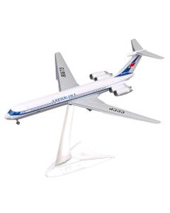 Macheta avion Ilyushin IL-62M Aeroflot 1971 scara 1:200 alb cu albastru Herpa
