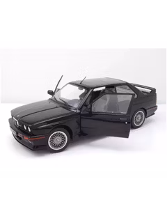 Macheta auto BMW E30 M3 Evolution 1990 negru 1:18 Solido