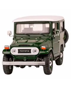Macheta suv Toyota FJ40 Land Cruiser 1980 verde cu alb 1:24