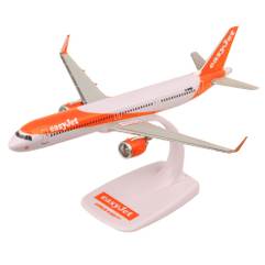 Machetă avion Airbus A321neo EasyJet G-UZMB – scară 1:200 PPC Models - vedere 3/4 stanga fata