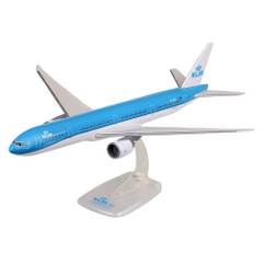 Macheta avion Boeing 777-300ER KLM PH-BVU scara 1:200 PPC Models - vedere 3/4 stanga fata