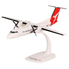 Macheta Avion Bombardier Dash 8 Q300 QantasLink VH-TQZ 1:100
