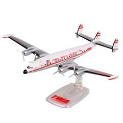 Macheta avion Lockheed L1049G Super Constellation TWA N7104C scara 1:125 PPC Models - vedere 3/4 stanga fata