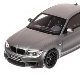BMW Seria 1 Coupe Model M1 E87 2011, limited edition, macheta auto