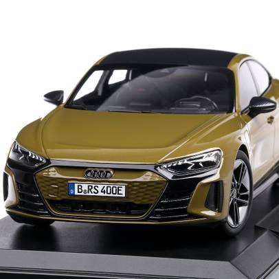 Audi RS e-tron GT 2021,macheta  auto, scara 1:18, verde olive metalizat, Norev
