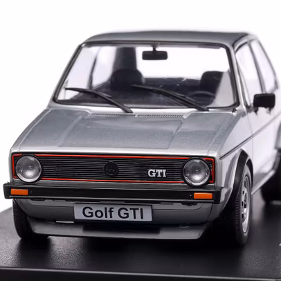 Automobile de neuitat nr.47 - Volkswagen Golf GTI