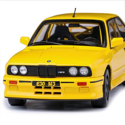Macheta auto BMW E30 M3 Street Fighter 1990, scara 1:18, galben, Solido