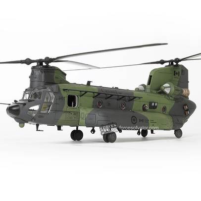 Boeing Chinook CH-147F 1991, vehicul militar scara 1:72, camuflaj negru cu verde, Forces of Valor