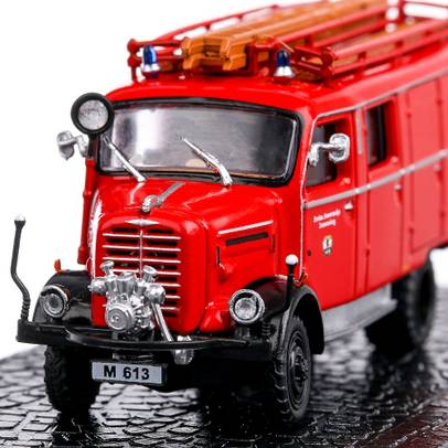 Borgward LF 8B 2500 A/O Pompieri Germania 1945, macheta auto, camion, scara 1:72, rosu, Magazine Models