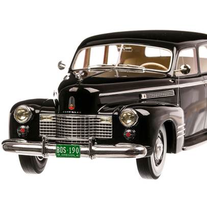 Cadillac Fleetwood 75 Touring Sedan 1941, macheta  auto, scara 1:18, negru, BoS-Models