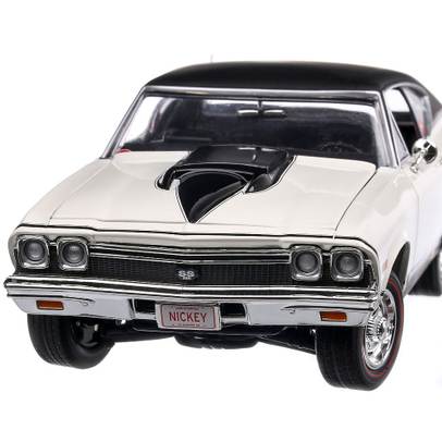 Chevy NICKEY Chevelle SS Hardtop 1968, macheta auto  scara 1:18, alb, Auto World