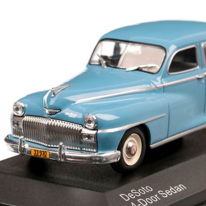 De Soto Four-Door Salon 1946, macheta auto scara 1:43, bleu, White Box