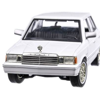 Dodge Aries K 1982, macheta auto scara 1:24, alb, Motormax