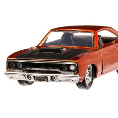 Masini Fast and Furious Nr. 11 - Playmouth Road Runner