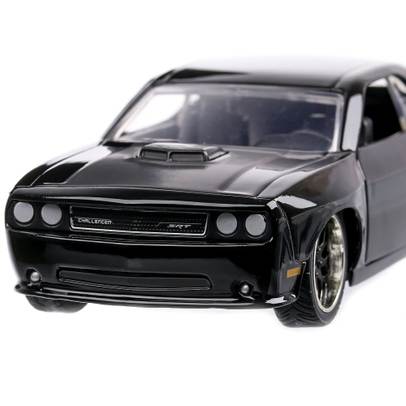 Masini Fast and Furious Nr. 32 - Dodge Challenger SRT8