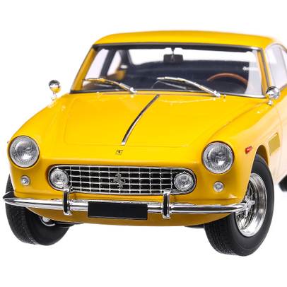 Ferrari 250 GT-E Coupe 2+2 1960, macheta auto, scara 1:18, galben, Matrix