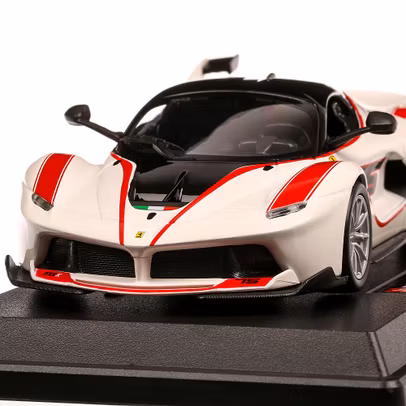 Ferrari FXX K 2018, macheta auto, scara 1:24, alb cu negru si rosu, Bburago