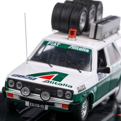 Fiat 131 Panorama Alitalia Assistance 1977, macheta  autospeciala,  scara 1:43, alb cu verde, IXO