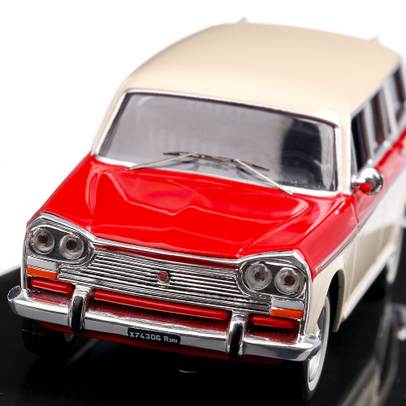 Fiat 2300 Familiare 1965, scara 1:43, rosu cu crem, IXO