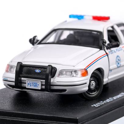 Ford Crown Victoria Police Interceptor United States Postal Service 2010, macheta auto, scara 1:43, alb, GreenLight