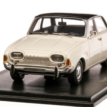 Ford Taunus 17m (P3) 1960, macheta auto, scara 1:43, alb cu negru, Neo