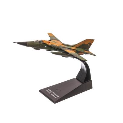 General Dynamics F-111A AARDVARK Jet Age Military Aircraft 1968, macheta avion scara 1:144, camuflaj verde deschis, Atlas
