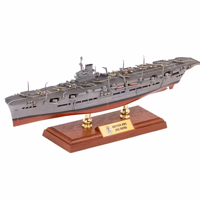 HMS Ark Royal (91) British  aircraft 1941, portavion scara 1:700, gri, Forces of Valor