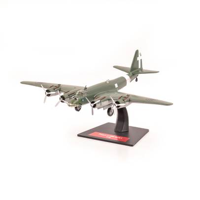 Macheta avion Piaggio P-108D Serie I Italy, scara 1:144, gri, Magazin models