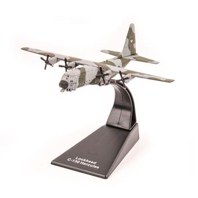 Lockheed C-130 Hercules, camuflaj, macheta avion scara 1:200, Magazine models 