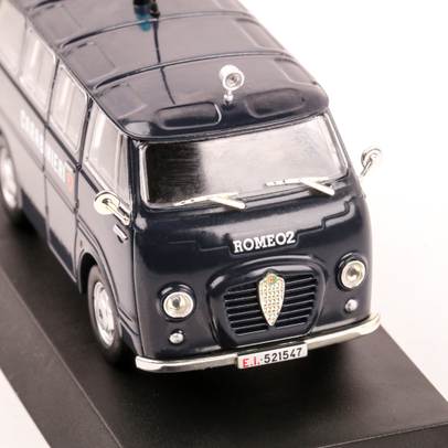 Alfa Romeo Romeo2 Carabinieri 1966, macheta auto, scara 1:43, albastru inchis, Magazine models