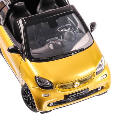 Smart Fortwo cabrio A453 2014, macheta auto scara 1:18, galben cu plafon negru detasabil, window box, Norev