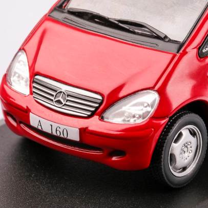Mercedes-Benz A 160 (W168) 1997, macheta auto scara 1:43, rosu, carcasa plexic, Magazine models
