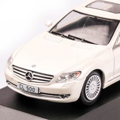 Mercedes-Benz CL-CLASS C-216 2006, macheta auto scara 1:43, alb, carcasa plexic, Magazine models