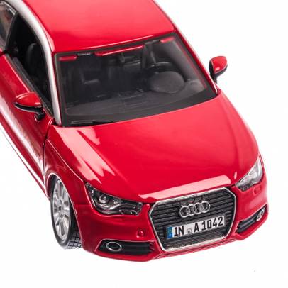 AUDI A1 rosu, macheta auto scara 1:24, window box, Bburago